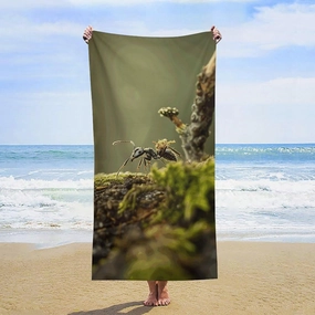 Ant Carrying Food Beach Towel 31.5"X63" Oversized Quick Dry Pool Towels Soft Absorbent Microfiber Bath Towels Sand Free, Personalized Beach Blanket Lightweight Towel for Travel Swimming