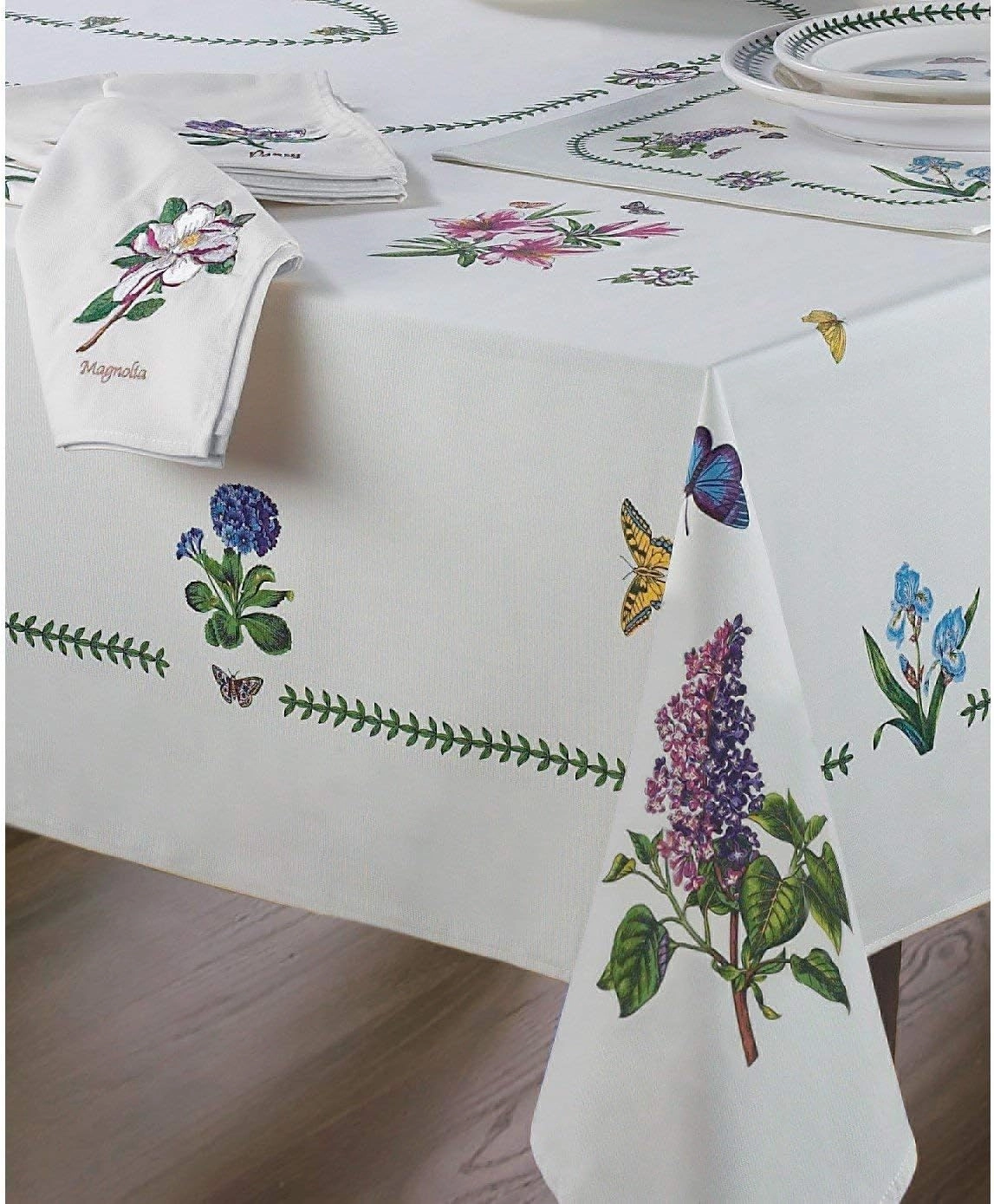 Avanti Linens Botanic Garden 60X84 Table Cloth, Ivory