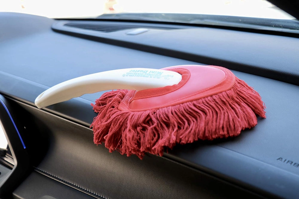 California Mini Duster with 12" Plastic Handle