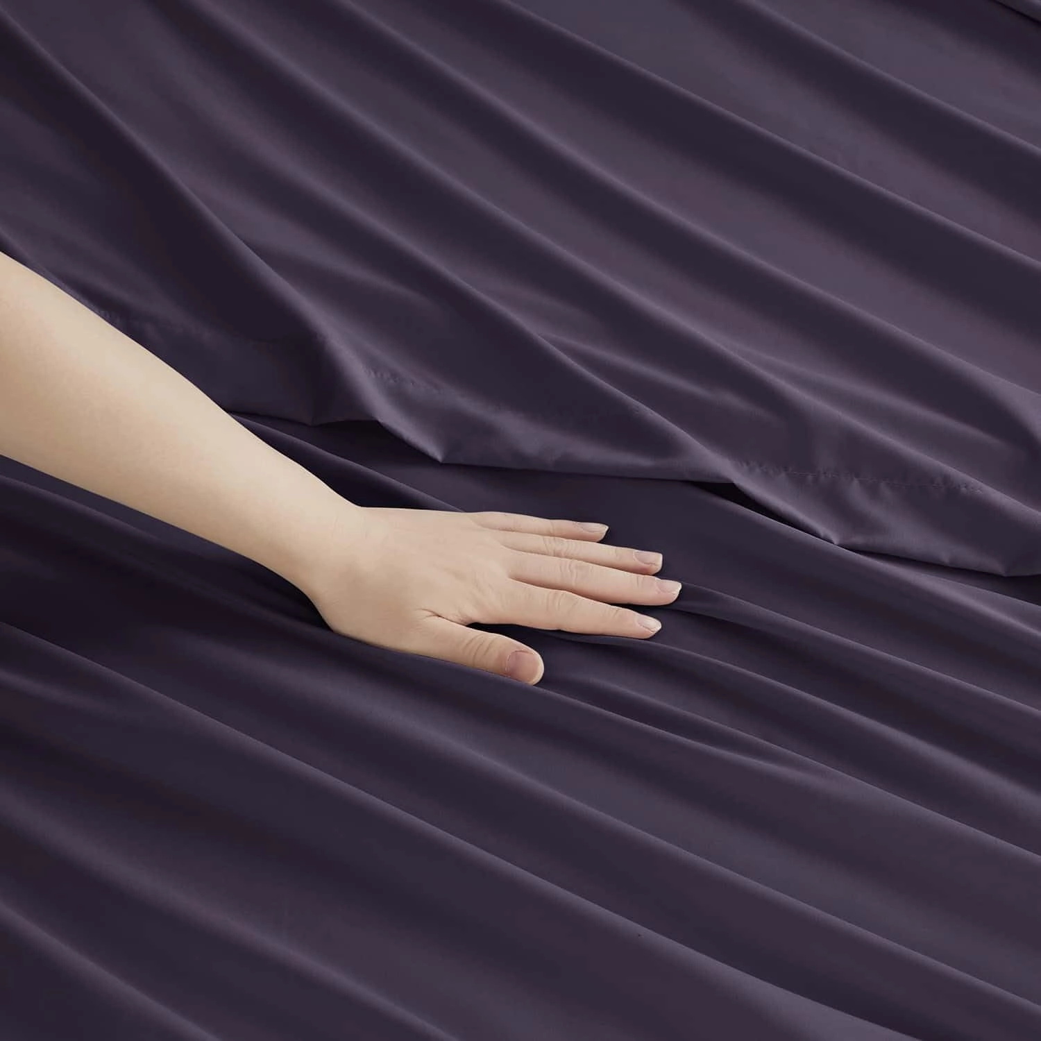 Clara Clark RV Queen Sheets, 6 Piece RV Sheets Set - Hotel Luxury Sheets for RV Bunks, Super Soft Bedding Set, Short Queen,Eggplant Purple