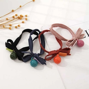 Cute bow, small ball (1 pair)
