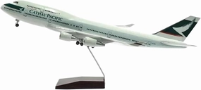 Diecast Plane Model 1:160 for B747 Diecast Resin Aircraft Model with Light and Wheel for Home Decor (No Light)