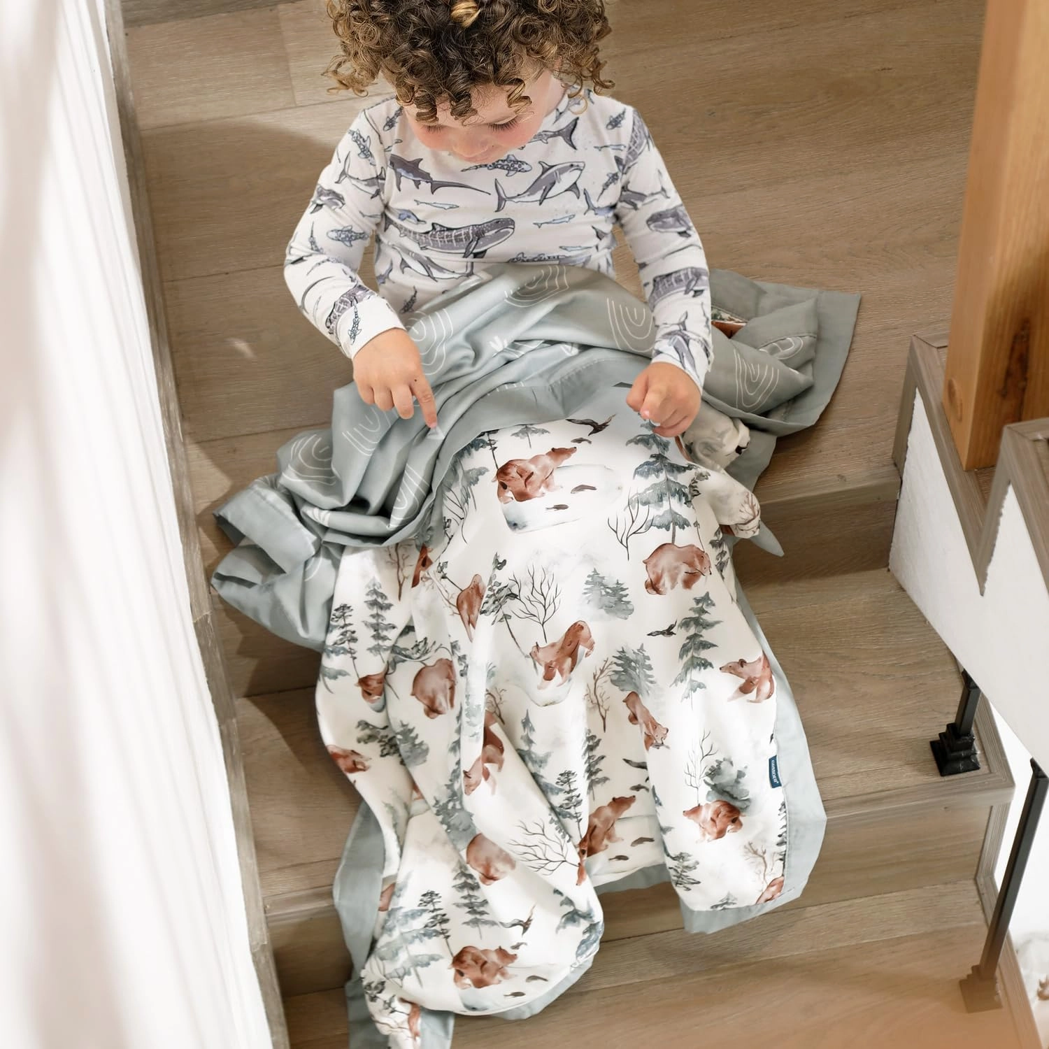 GRSSDER Muslin Cotton Quilt Blanket - Silky Soft and Breathable Baby Blanket Quilt, Oversized Muslin Blankets for Newborns, Toddlers & Kids, 6 Layers Reversible Design for All Seasons, 47" x 47"