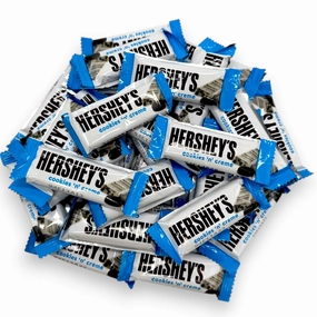 Hershy Cookies & Cream Fun Size Bars -1.5 lbs Individually Wrapped Mini Hershy Bars - Classic White Chocolate and Crunchy Cookie Bites, Perfect for Sharing(24 oz)