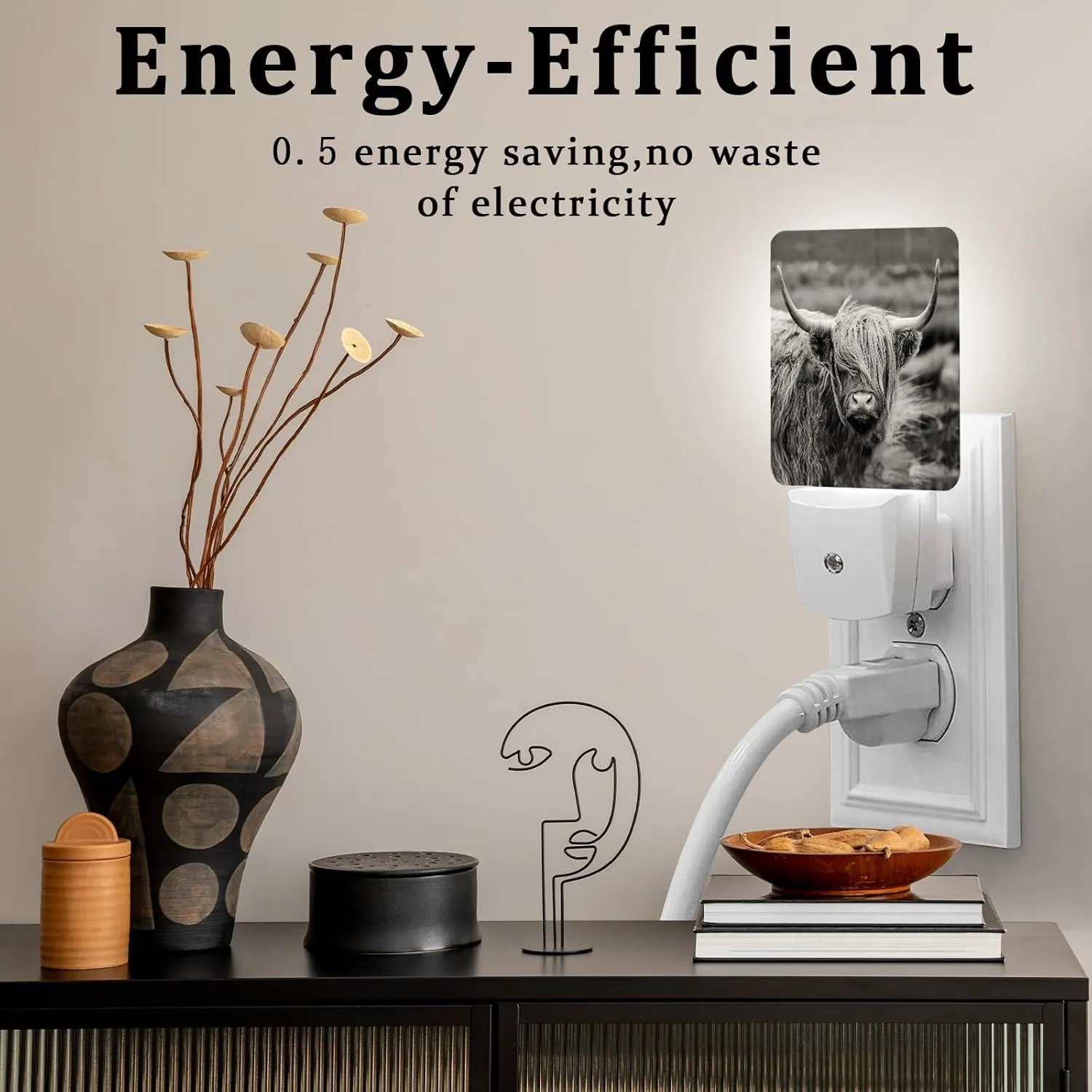 Highland Cow Night Light, Plug-into Wall Cows Nightlight Lamp with Dusk to Dawn Sensor, Led Lamp 0.5W Energy Efficient for Boys Girls Adults Home Decor