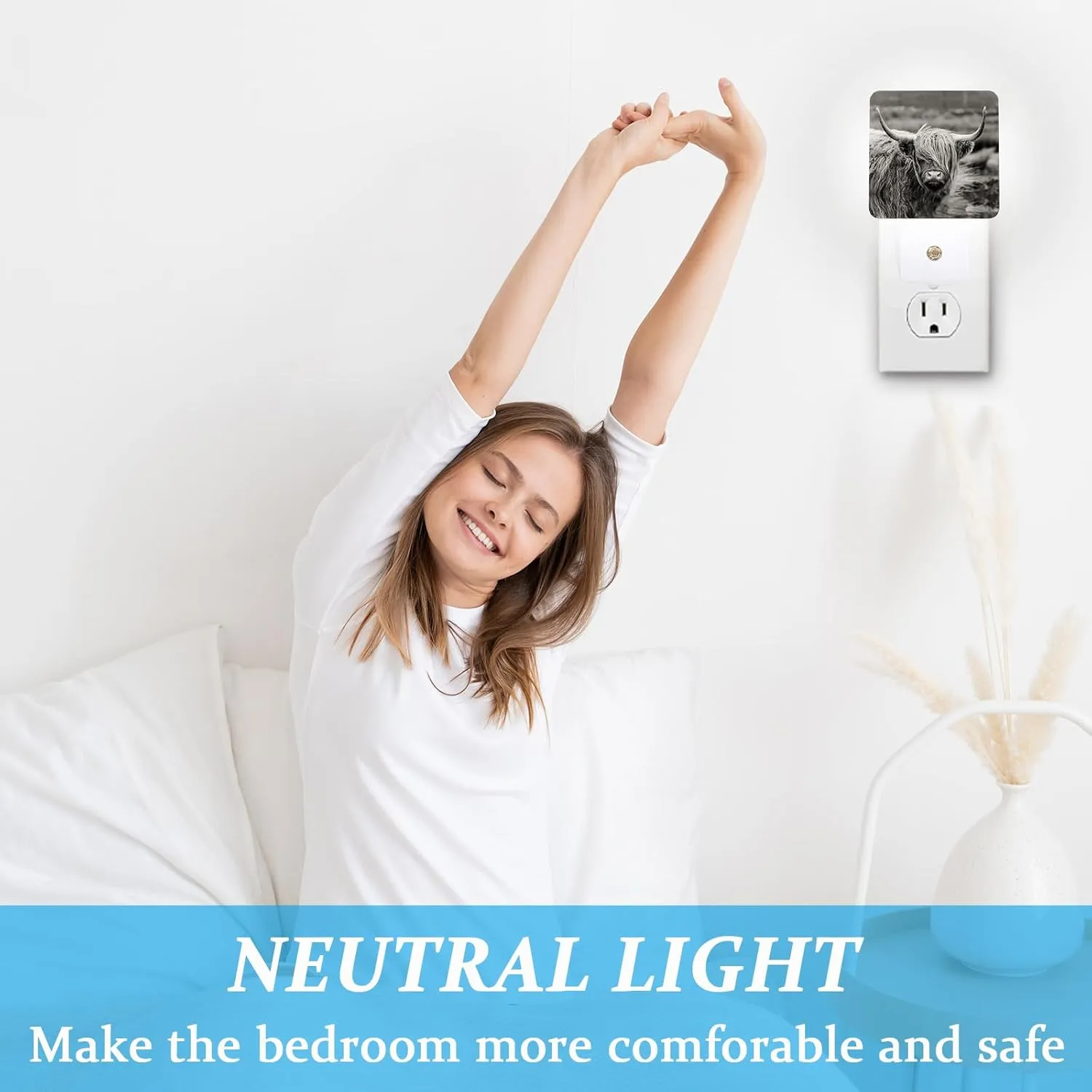Highland Cow Night Light, Plug-into Wall Cows Nightlight Lamp with Dusk to Dawn Sensor, Led Lamp 0.5W Energy Efficient for Boys Girls Adults Home Decor