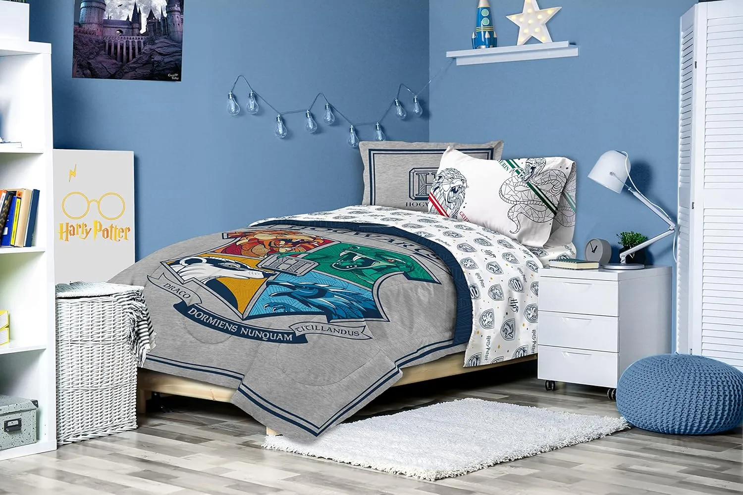 Jay Franco Harry Potter Stand Together 7 Piece Full Size Bed Set - Includes Comforter & Sheet Set - Super Soft Kids Bedding Fade Resistant Microfiber (Official Harry Potter Product)