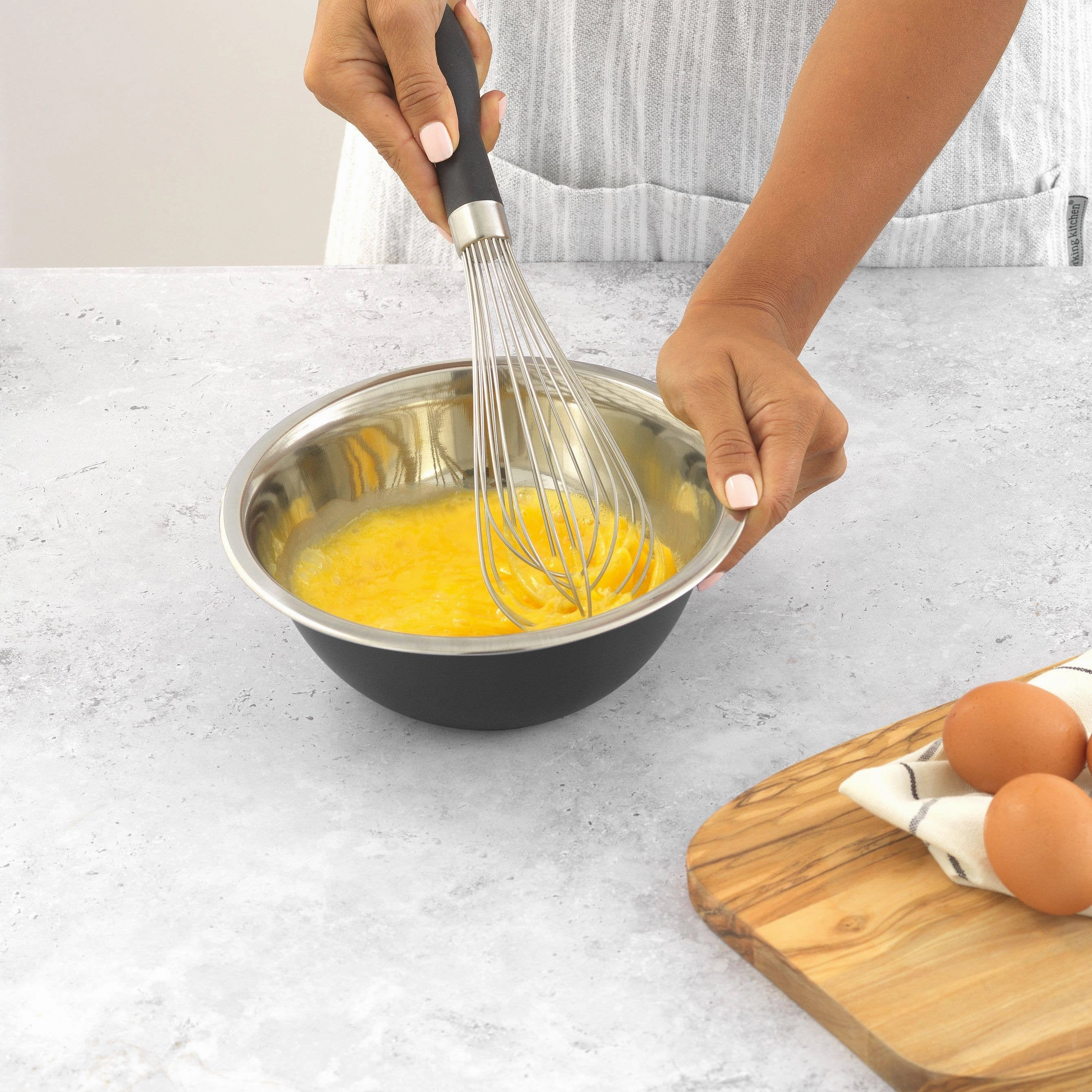 JoyJolt - Stainless Steel Kitchen Mixing Bowls Set - 6 Pieces