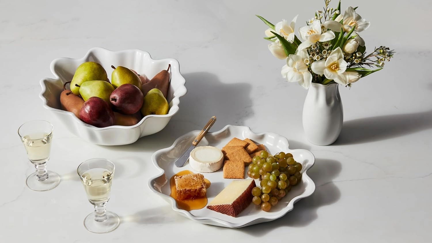 Le Creuset Stoneware Iris Collection Serving Platter, 14", Marseille