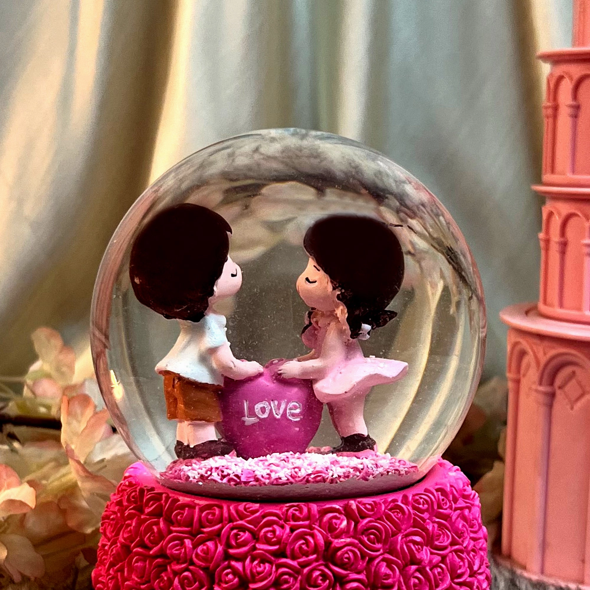 Lovely Couple Musical Crystal Ball: Gift For Couple