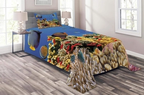 Lunarable Ocean Coverlet, Submerged Colorful Coral Colony on Reef Exotic Fishes Tranquil Shallow Sea Picture, 2 Piece Decorative Quilted Bedspread Set with 1 Pillow Sham, Twin Size, Multicolor