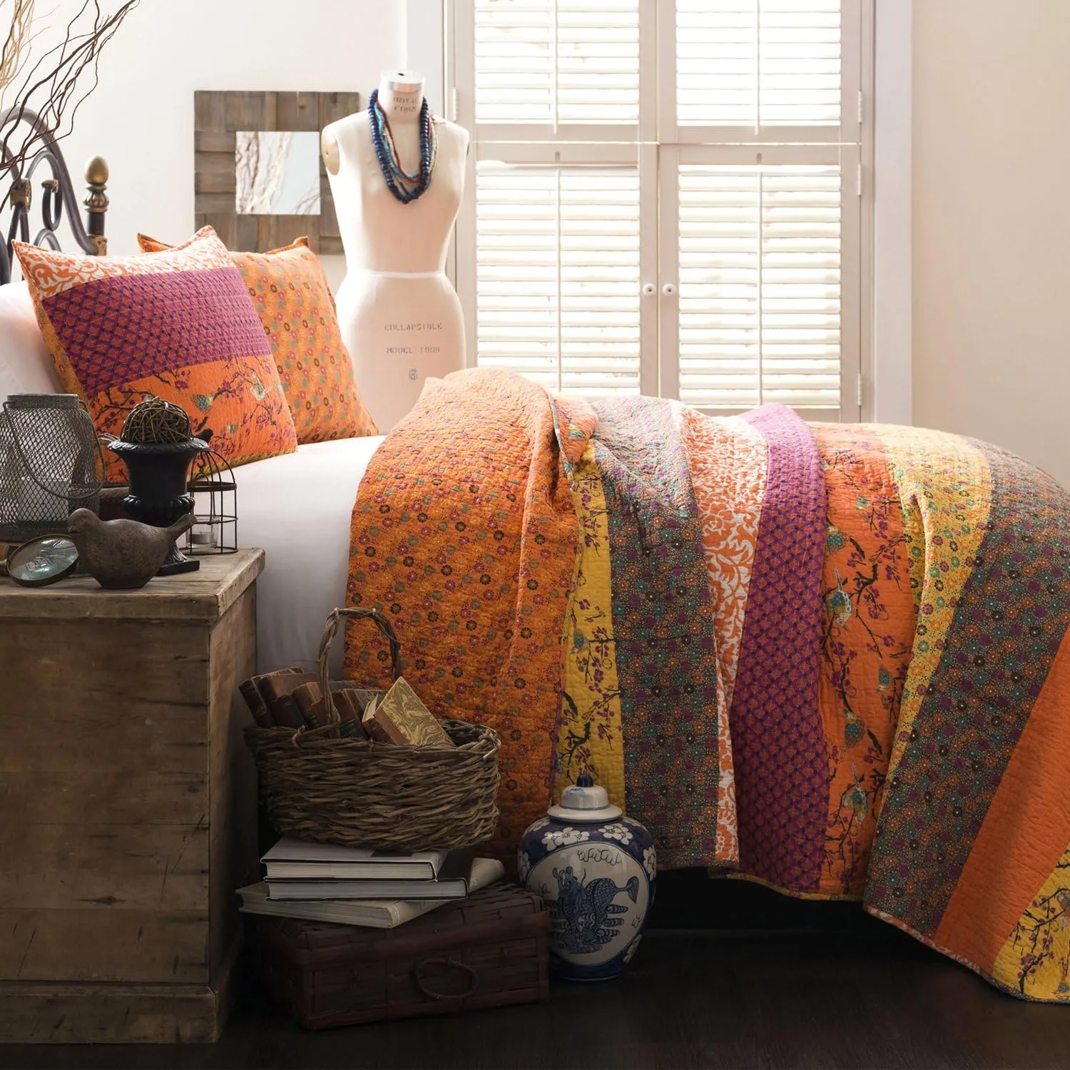 Lush Decor Royal Empire Reversible Cotton Quilt Set - 3 Piece Striped Bedding Set - Bold & Colorful Bohemian Patterns - Soft Cotton Feel - Full/ Queen, Tangerine