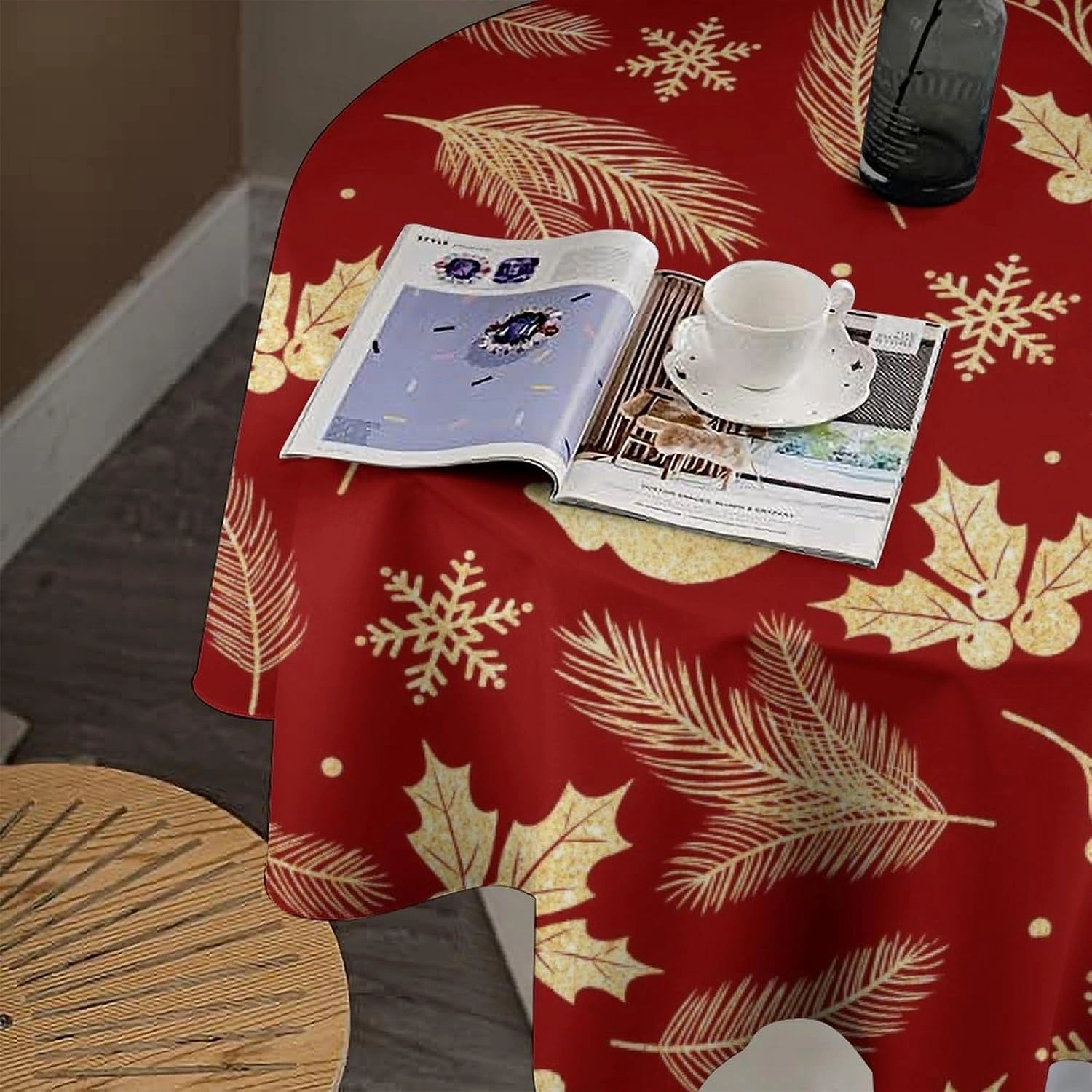 MoBlinko Christmas Gold Squirrel Round Table Cloth Holly Berries Snowflake Polyester Tablecloth 70x70in Waterproof Tablecloth Dinning Table Cover for Indoor Outdoor Party Picnic