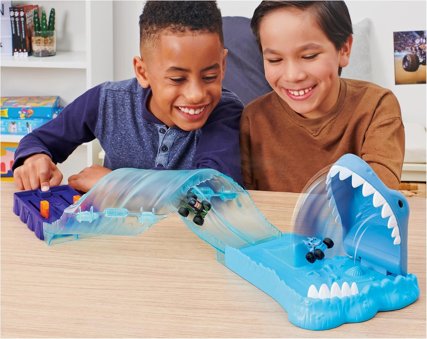 Monster Jam, Mini Megalodon Race and Chomp Playset with 2 Monster Jam Mini Trucks, 1:87 Scale, Kids Toys for Boys and Girls Ages 4-6 