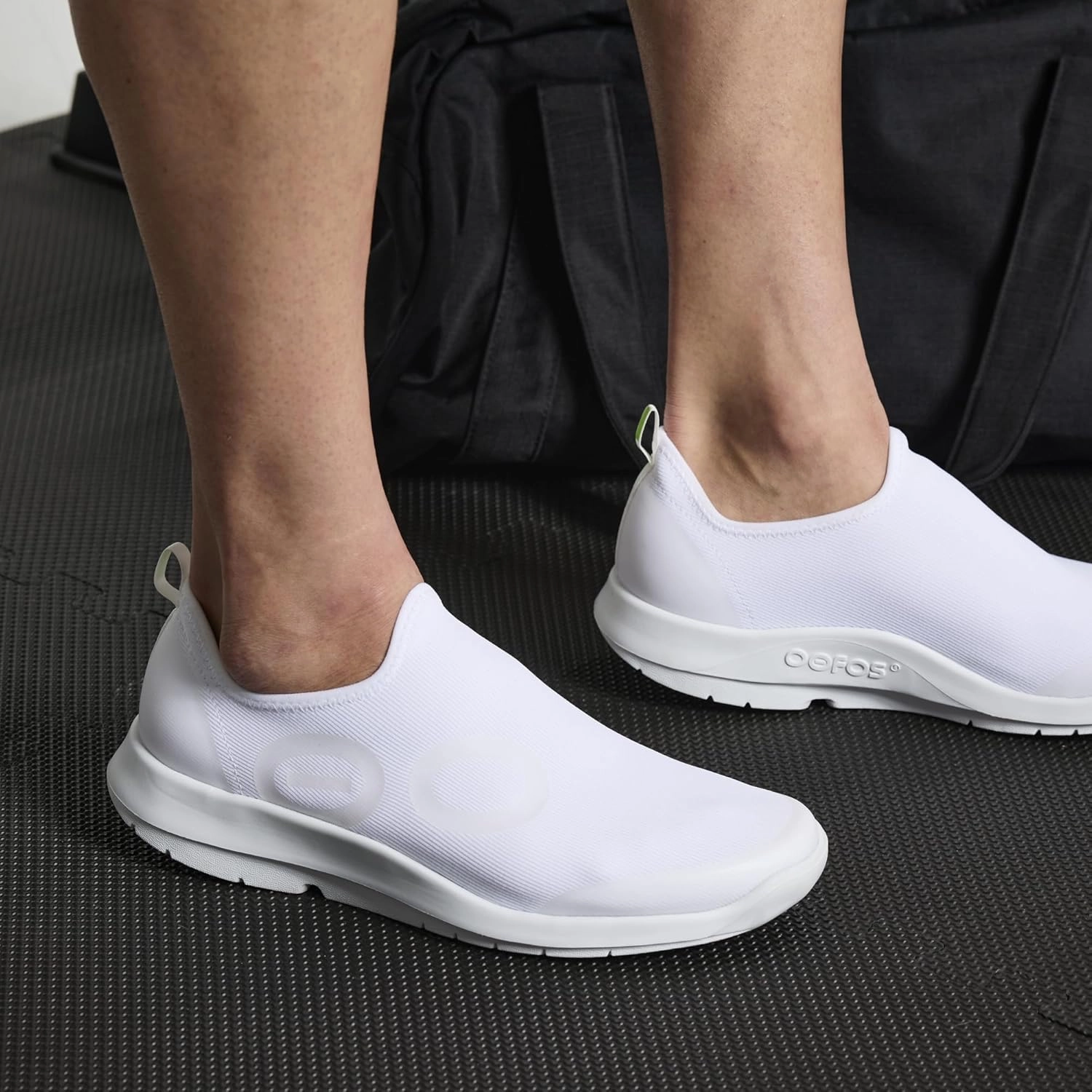 OOFOS OOmg Sport Low Recovery Shoe - Men’s