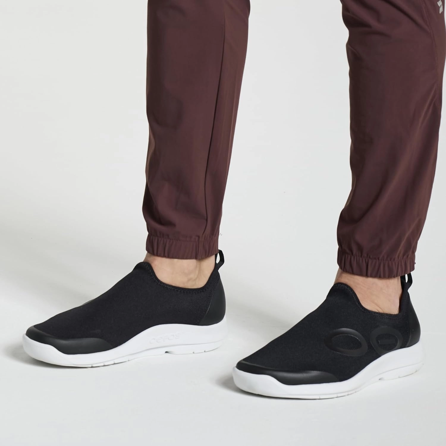 OOFOS OOmg Sport Low Recovery Shoe - Men’s