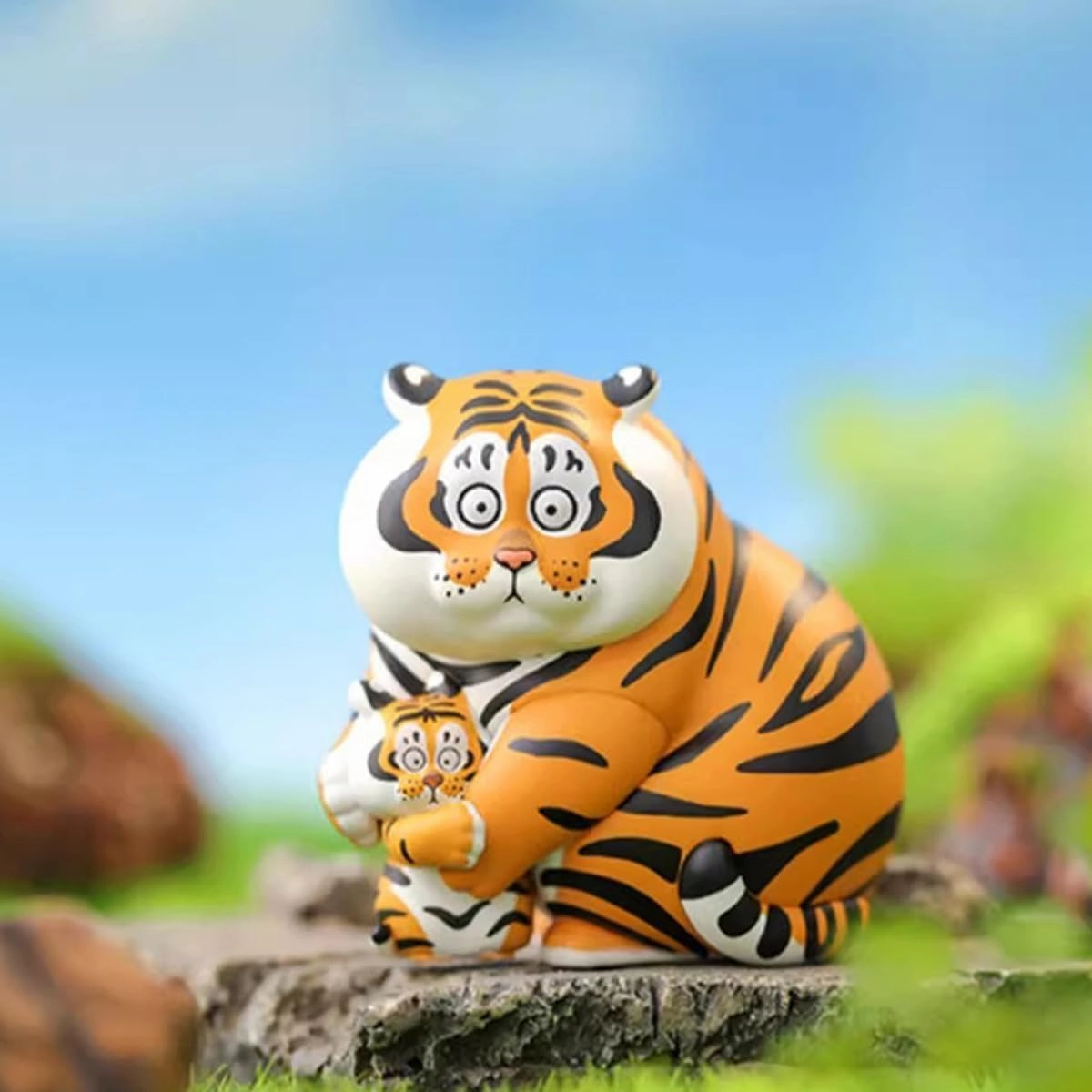 Panghu with Baby Series 1 Blind Box Figures, Mystery Box Random Design Toys Girl Birthday Gifts Christmas Collectible Toy for Desk Accessories, 1PC