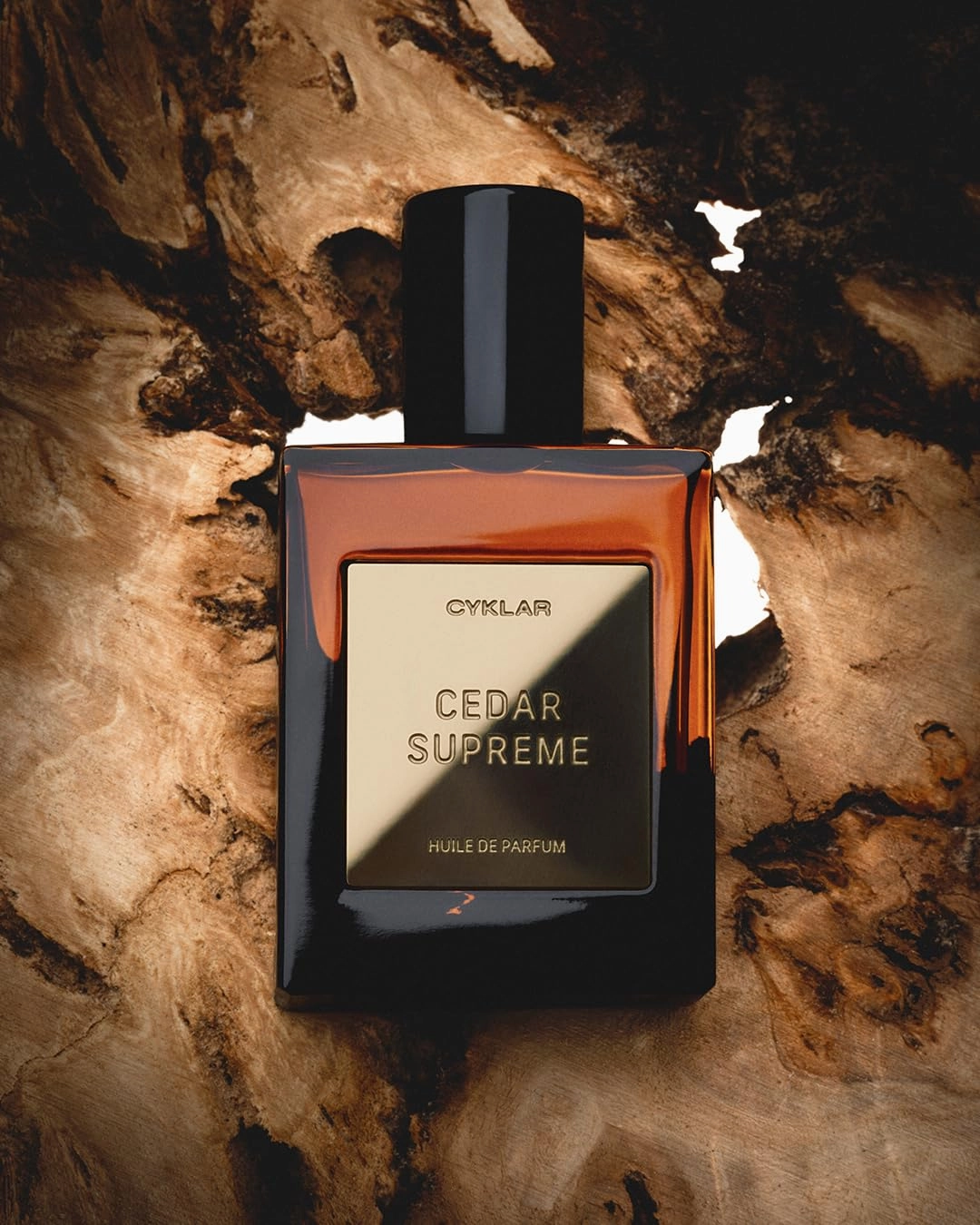 Perfume Oil Roll-On. Travel-Friendly Cedar Supreme Fragrance with Bergamot, Lavender, and Cedarwood. Long-Lasting Essential Oil Parfum for Women and Men. 0.5 Fl Oz Scented Rollerball Bottle