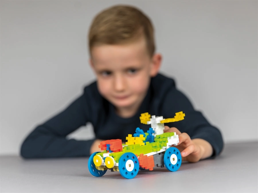 Plus-Plus Learn to Build Go! Vehicles