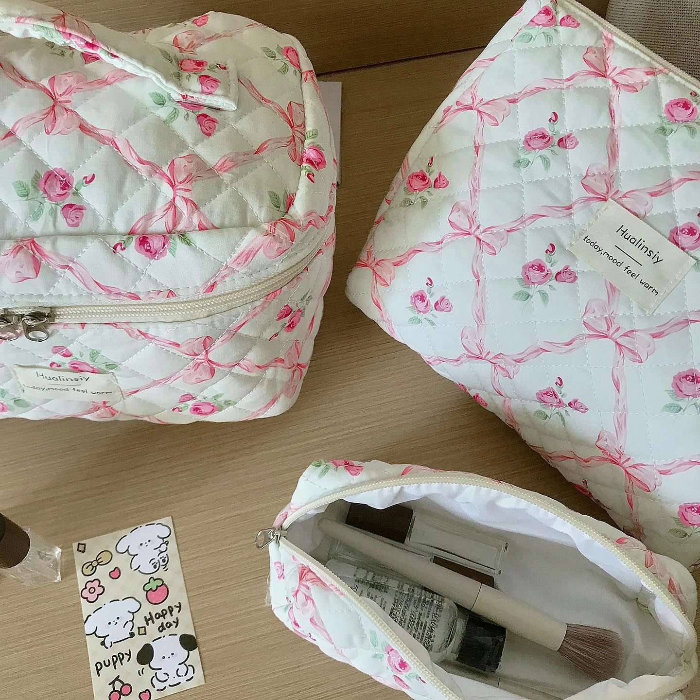 Quilted Makeup Bag Set ， 3 PCS Cute Cotton Cosmetic Bag Set, Flower Bow Travel Toiletry Organizer Bags ，Large Coquette Aesthetic Make Up Cosmetic Bag For Women (red-flower)
