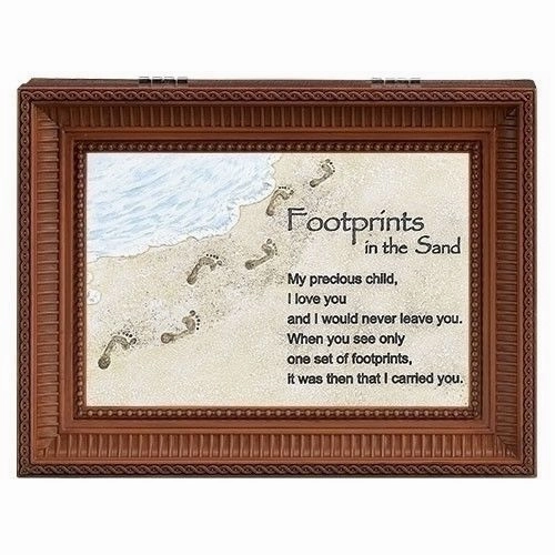 RO0274-Bas Relief : Footprints