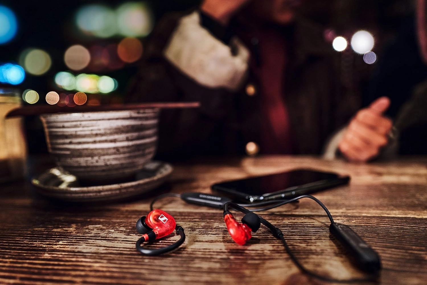 SENNHEISER In- Ear Audio Monitor, Red, Wireless (509173)