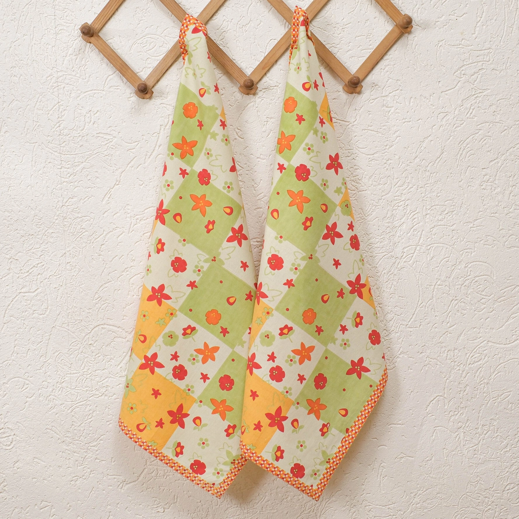 Spring Kitchen Towels with loop (Set of 2)
