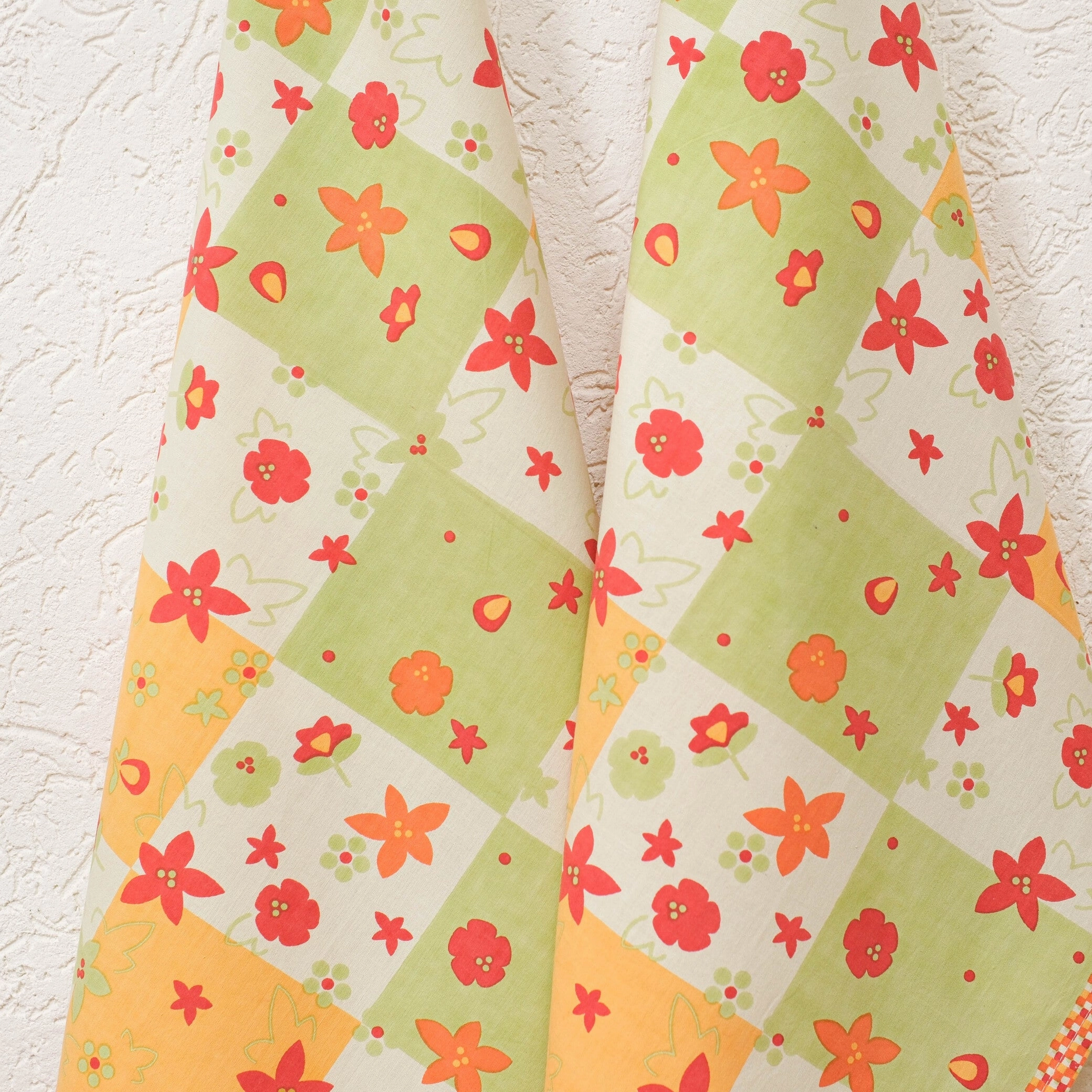 Spring Kitchen Towels with loop (Set of 2)
