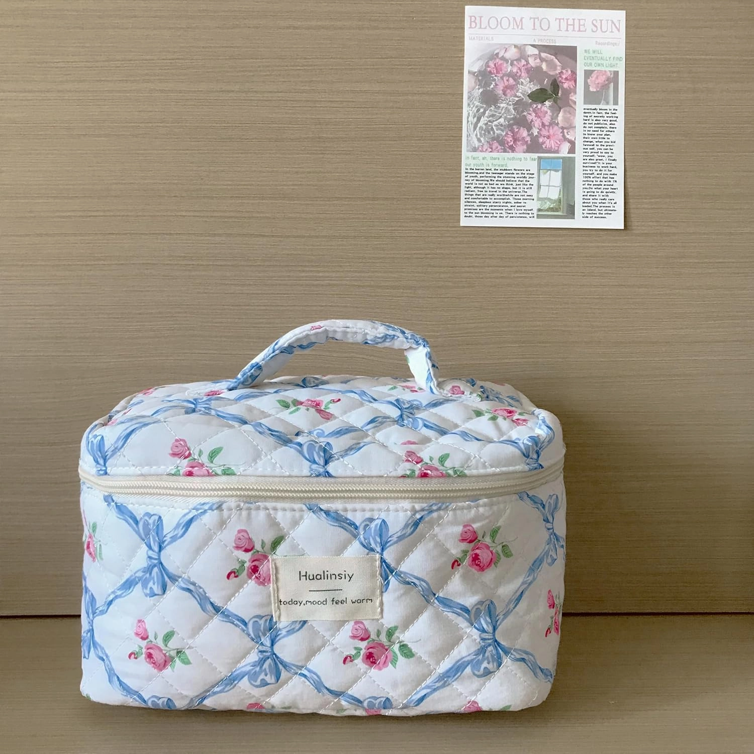 Travel Makeup Bag Set ， 3 PCS Aesthetic Quilted Cotton bow Cosmetic Bag Set, Travel Toiletry Organizer Bags ，Large Coquette Cute Make Up Cosmetic Bag For Women (blue-flower)