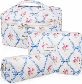Travel Makeup Bag Set ， 3 PCS Aesthetic Quilted Cotton bow Cosmetic Bag Set, Travel Toiletry Organizer Bags ，Large Coquette Cute Make Up Cosmetic Bag For Women (blue-flower)