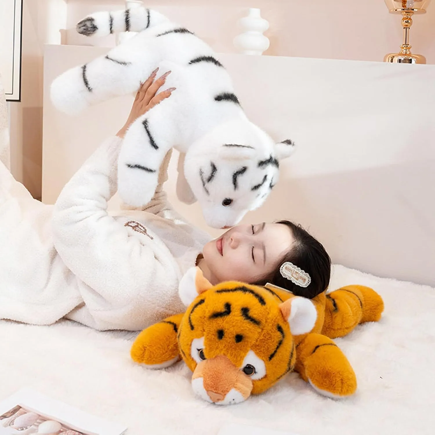 Yellow Tiger Weighted Stuffed Animals, 25.6 Inch Tigers Plush Toy,Stuffed Tiger Plushies Cute Weighted Tigers Plush Pillow Dolls Gifts for Kids Boys Girls